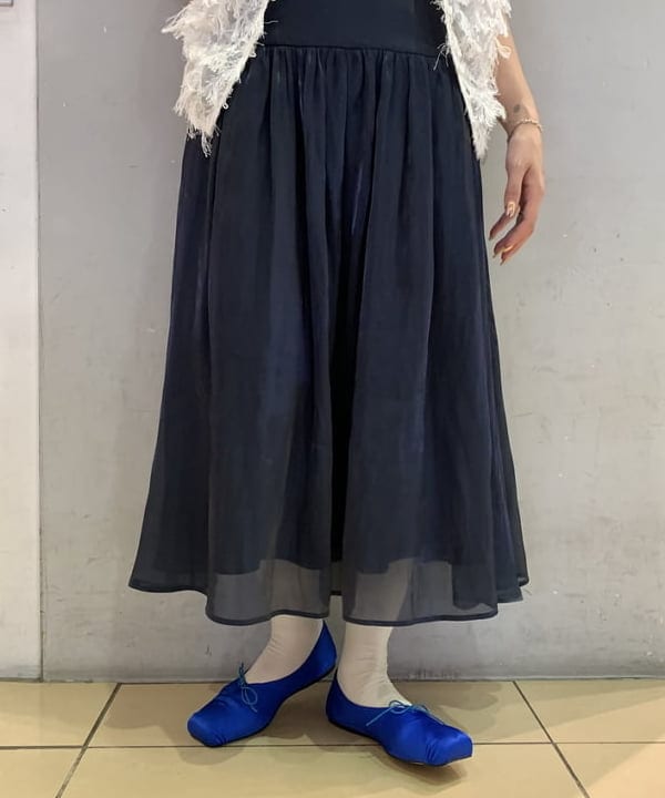 れいなさんの「BEAMS WOMEN｜【別注】Anniel / サテン バレエ シューズ」を使ったコーディネート