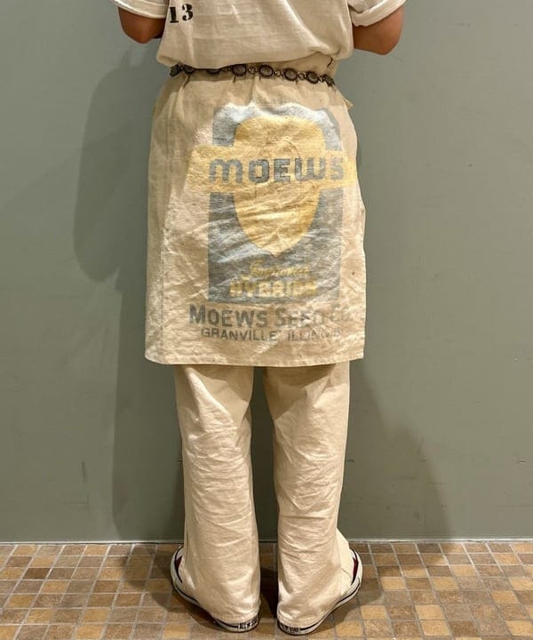 小原 もこさんの「BEAMS WOMEN｜ARROW NOVELTY / コンチョ ベルト 22FW」を使ったコーディネート