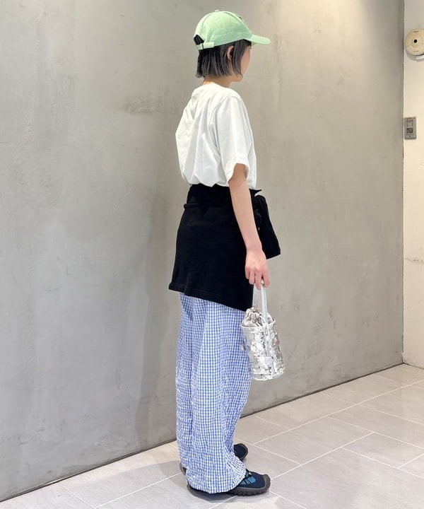 amaさんの「BEAMS WOMEN｜blicenscell / sequin buscket バッグ」を使ったコーディネート