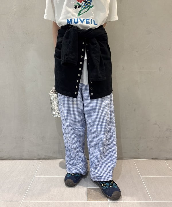 amaさんの「BEAMS WOMEN｜blicenscell / sequin buscket バッグ」を使ったコーディネート