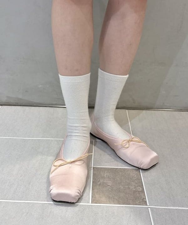 amaさんの「BEAMS WOMEN｜【別注】Anniel / サテン バレエ シューズ」を使ったコーディネート