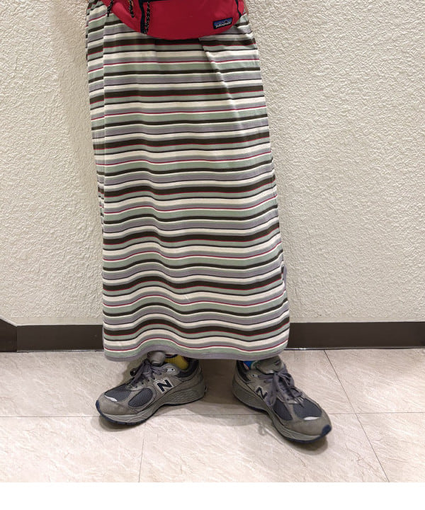 かわい みづきさんの「ロゴ ヘンリーネック ショートスリーブ」を使ったコーディネート