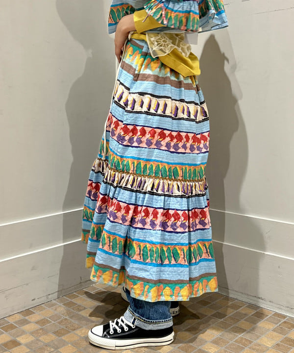 小原 もこさんの「BEAMS WOMEN｜セミノール プリント ショートスリーブ」を使ったコーディネート