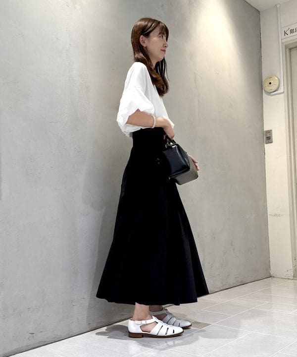 ヒライさんの「BEAMS WOMEN｜コンビネーション バルーンスリーブ プルオーバー」を使ったコーディネート