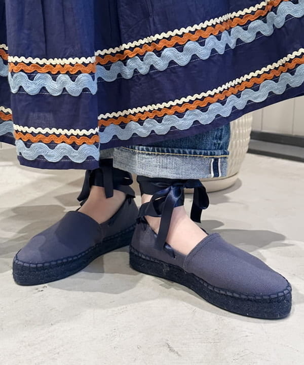 イシイ サオリさんの「BEAMS WOMEN｜レースアップ エスパドリーユ」を使ったコーディネート