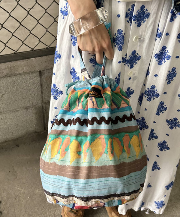 MATSUMOTO AMIさんの「BEAMS WOMEN｜ジャガード リブ セーラー Tシャツ」を使ったコーディネート