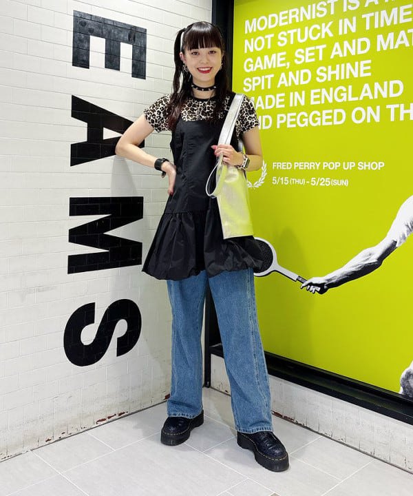 りかちょび/岸本梨佳さんの「BEAMS WOMEN｜タフタ バルーン ミニ ワンピース」を使ったコーディネート