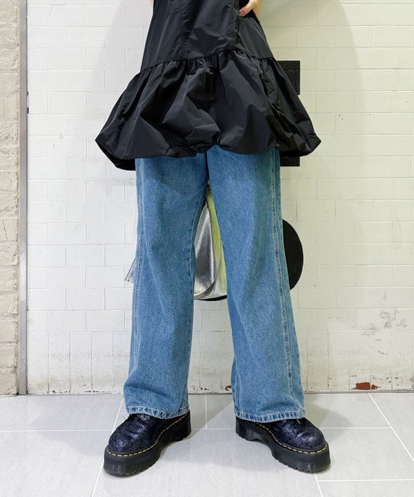 りかちょび/岸本梨佳さんの「BEAMS WOMEN｜タフタ バルーン ミニ ワンピース」を使ったコーディネート