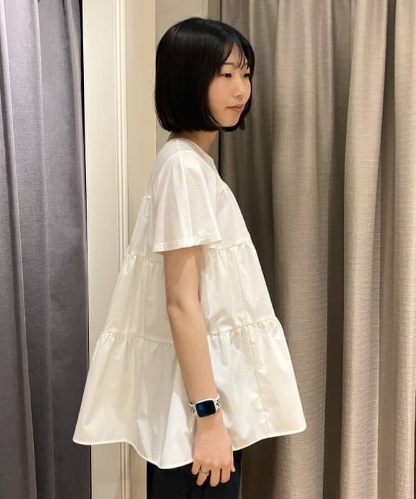 Kanaeさんの「BEAMS WOMEN｜コンビ ティアード プルオーバー」を使ったコーディネート