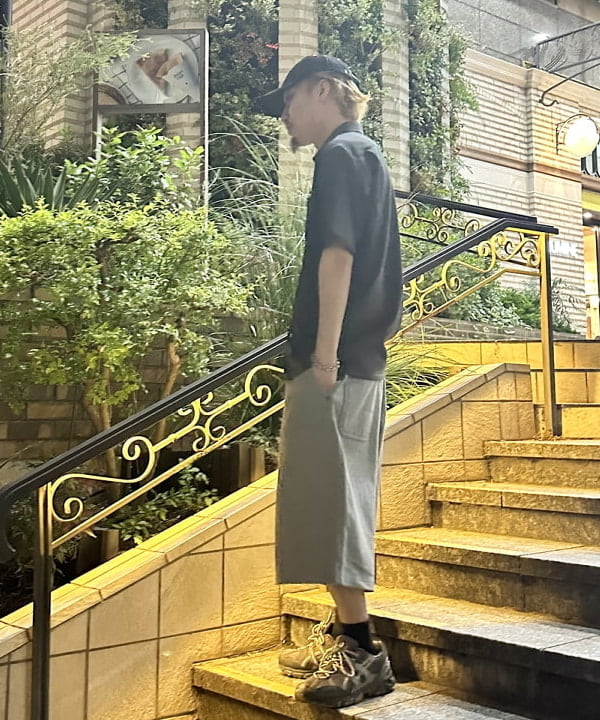 吉田 洸輝さんの「BEAMS WOMEN｜シアサッカー ミニレギュラー シャツ」を使ったコーディネート