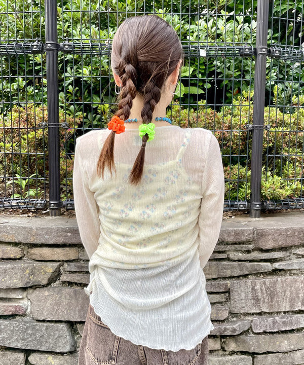 カタヤマ アヤさんの「BEAMS WOMEN｜オーバーダイ デニム パンツ」を使ったコーディネート