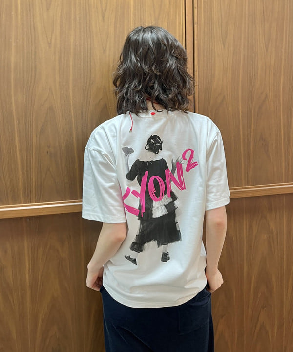 神坂 莉子さんの「BEAMS WOMEN｜サイド ライン イージー パンツ」を使ったコーディネート