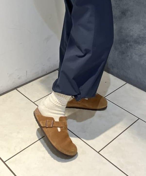 モモさんの「BEAMS WOMEN｜オックスフォード ボタンダウン シャツ」を使ったコーディネート