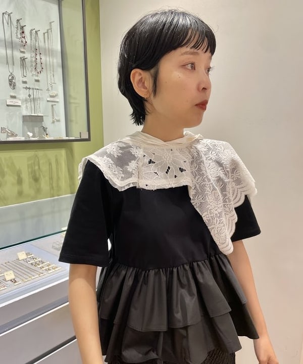 キホさんの「BEAMS WOMEN｜ティアード キリカエ クルーネック Tシャツ」を使ったコーディネート