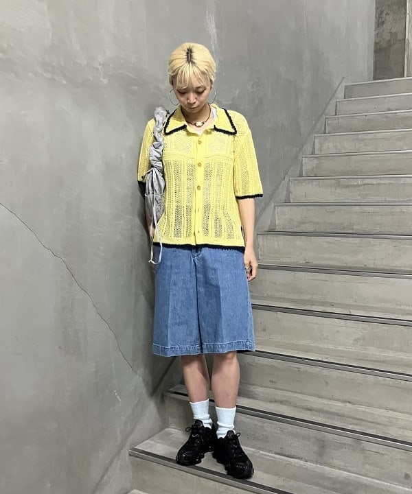シマダリツコさんの「BEAMS WOMEN｜FARAH / No Tuck Wide Shorts」を使ったコーディネート