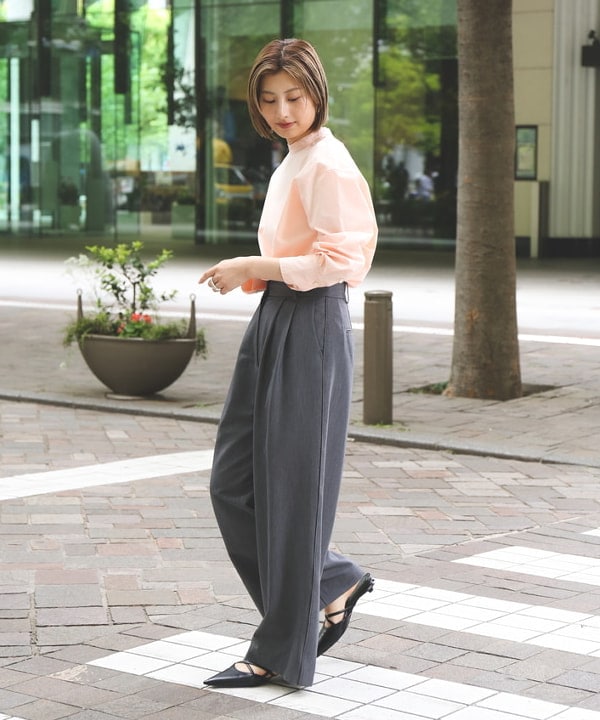 NATSUKIさんの「BEAMS WOMEN｜スタンドカラー シャツ」を使ったコーディネート