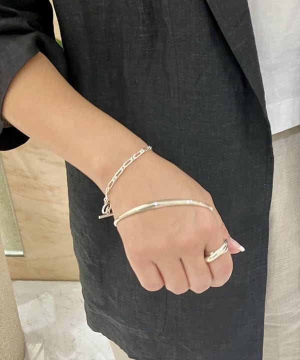 小笠原 楓さんの「BEAMS WOMEN｜モックネック ショート Tシャツ」を使ったコーディネート