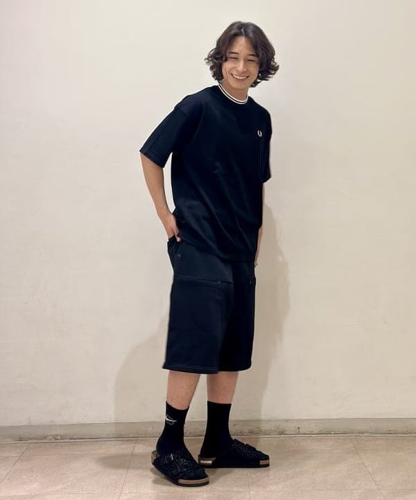Kellyさんの「BEAMS WOMEN｜【別注】FRED PERRY / オーバーサイズ ピケ Tシャツ」を使ったコーディネート