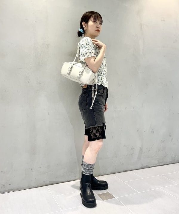 カタヤマ アヤさんの「BEAMS WOMEN｜【別注】PICCADILLY / RIB TEE」を使ったコーディネート