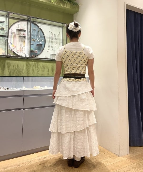 ヒナさんの「BEAMS WOMEN｜サッカー チェック ティアード スカート」を使ったコーディネート