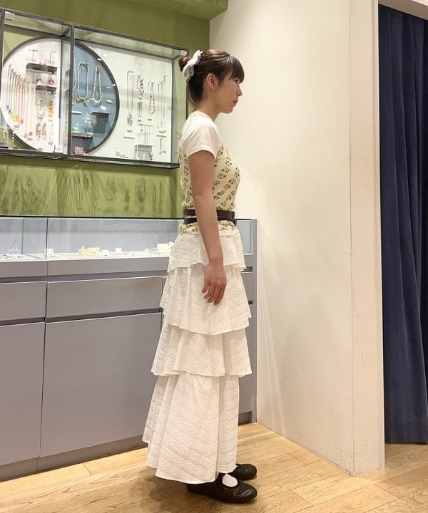 ヒナさんの「BEAMS WOMEN｜サッカー チェック ティアード スカート」を使ったコーディネート