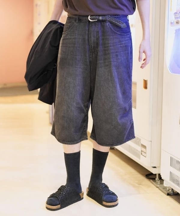 SUDOさんの「BEAMS WOMEN｜【別注】BIRKENSTOCK / Zurich BONE PATTERN BLACK」を使ったコーディネート