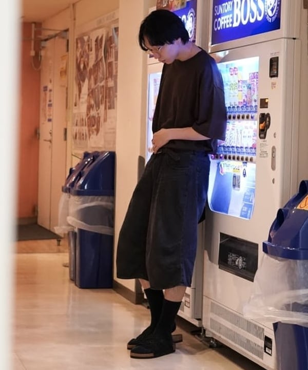 SUDOさんの「BEAMS WOMEN｜【別注】BIRKENSTOCK / Zurich BONE PATTERN BLACK」を使ったコーディネート