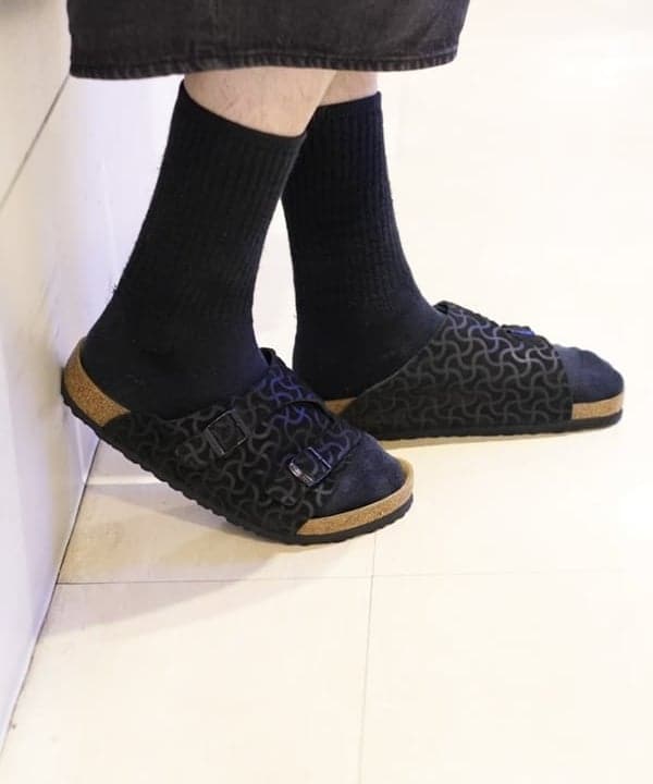 SUDOさんの「BEAMS WOMEN｜【別注】BIRKENSTOCK / Zurich BONE PATTERN BLACK」を使ったコーディネート