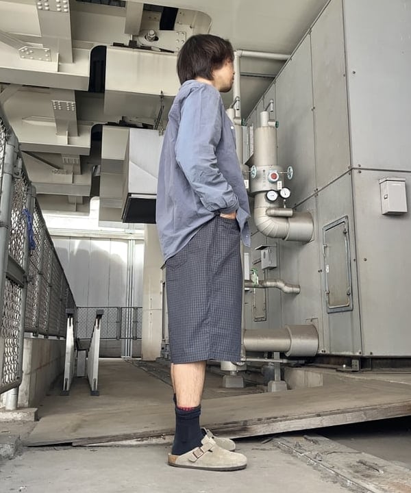 槙山 賢斗さんの「BEAMS WOMEN｜【別注】Gramicci / チェック ショーツ」を使ったコーディネート