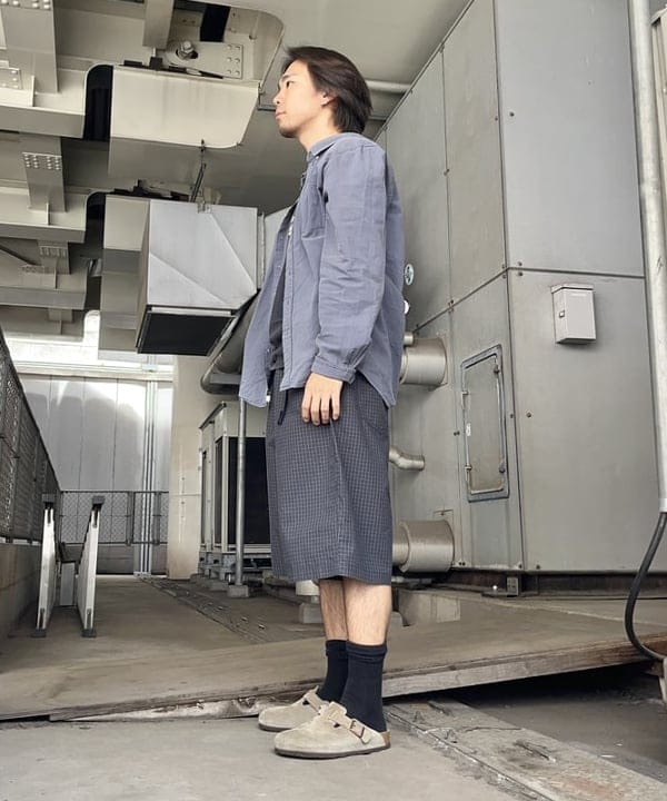 槙山 賢斗さんの「BEAMS WOMEN｜【別注】Gramicci / チェック ショーツ」を使ったコーディネート