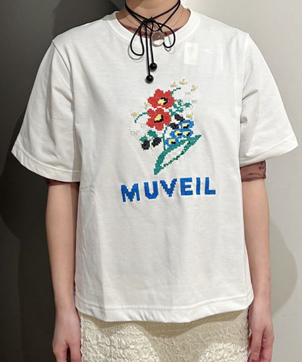 早川 萌子さんの「BEAMS WOMEN｜シャーリング ボーダー スカート」を使ったコーディネート