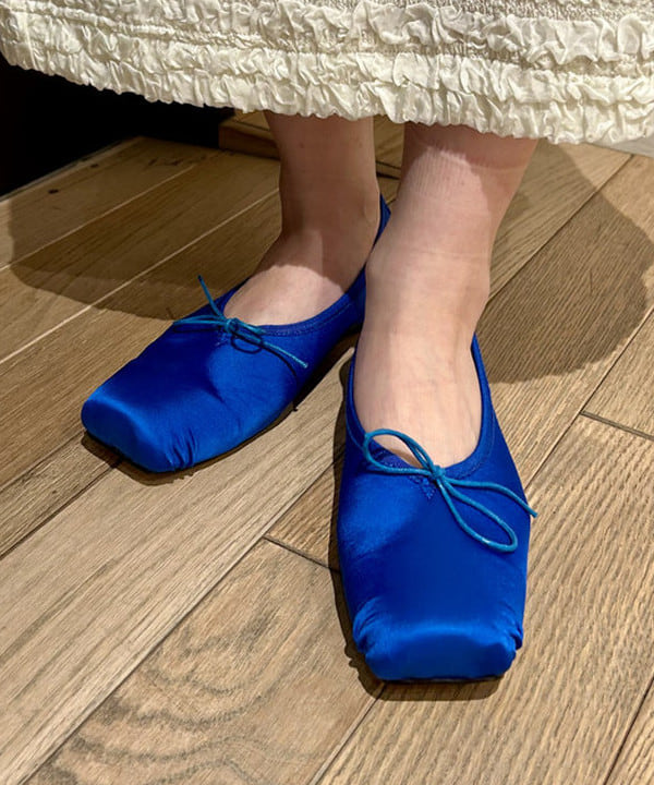 早川 萌子さんの「BEAMS WOMEN｜シャーリング ボーダー スカート」を使ったコーディネート