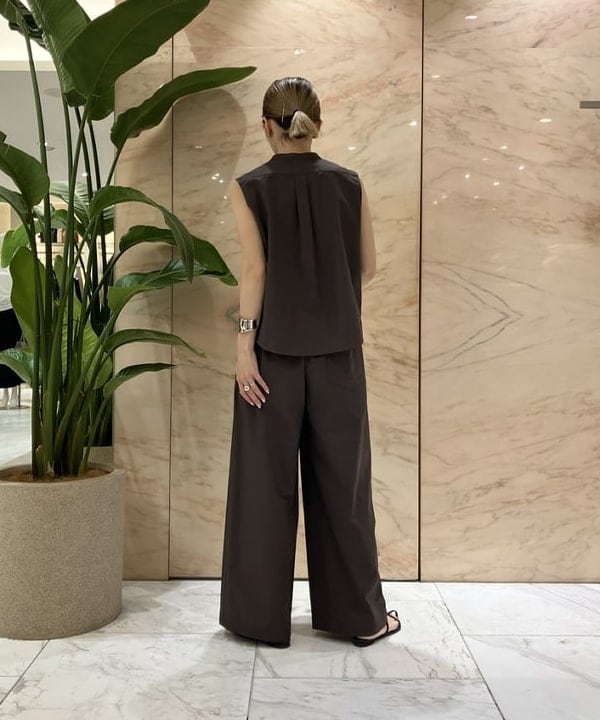 AONO SHIKAMAさんの「BEAMS WOMEN｜ウエストリボン ドライ パンツ」を使ったコーディネート