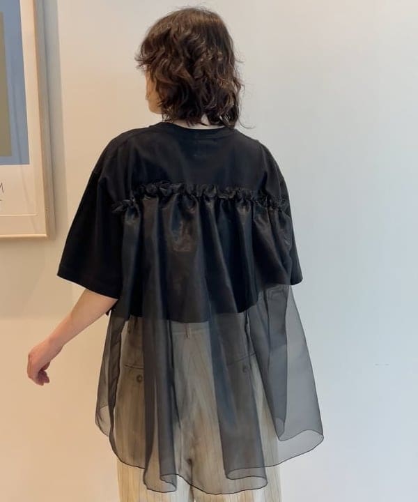 神坂 莉子さんの「BEAMS WOMEN｜RBS / モチーフ ミニ バッグ」を使ったコーディネート