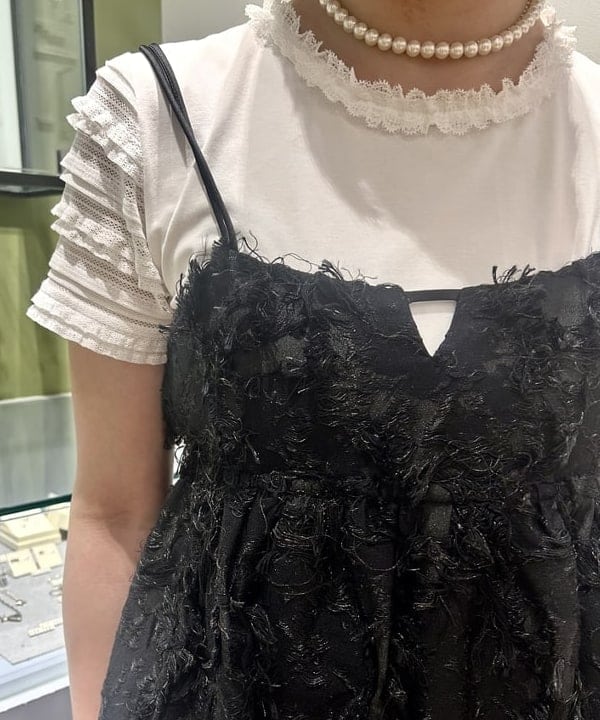 ナカノ アイさんの「BEAMS WOMEN｜フリンジ ジャカード キャミソール」を使ったコーディネート