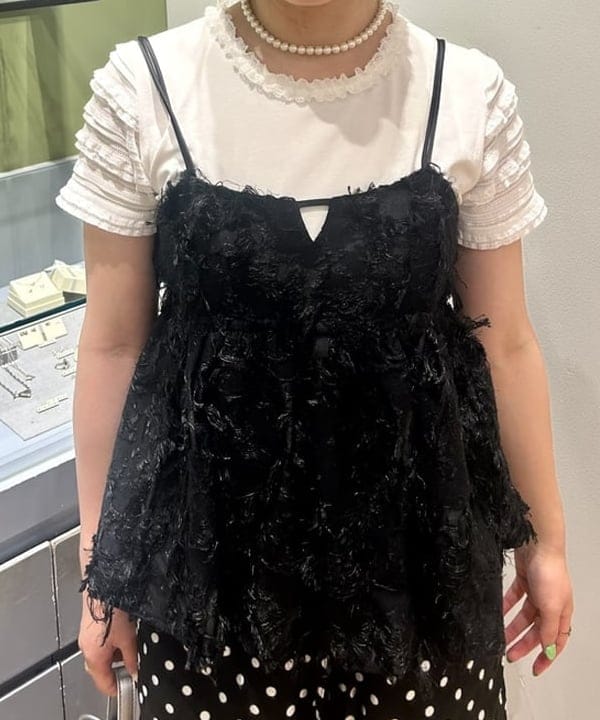 ナカノ アイさんの「BEAMS WOMEN｜フリンジ ジャカード キャミソール」を使ったコーディネート