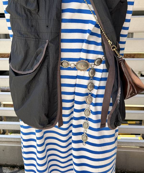 MATSUMOTO AMIさんの「BEAMS WOMEN｜【別注】LACOSTE / ボーダー ハーフスリーブ ドレス」を使ったコーディネート