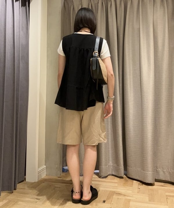 Kanaeさんの「BEAMS WOMEN｜ラッセルメッシュ ノースリーブ プルオーバー」を使ったコーディネート