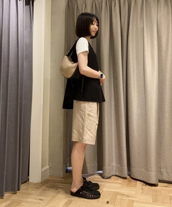 Kanaeさんの「BEAMS WOMEN｜ラッセルメッシュ ノースリーブ プルオーバー」を使ったコーディネート