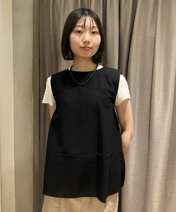 Kanaeさんの「BEAMS WOMEN｜ラッセルメッシュ ノースリーブ プルオーバー」を使ったコーディネート