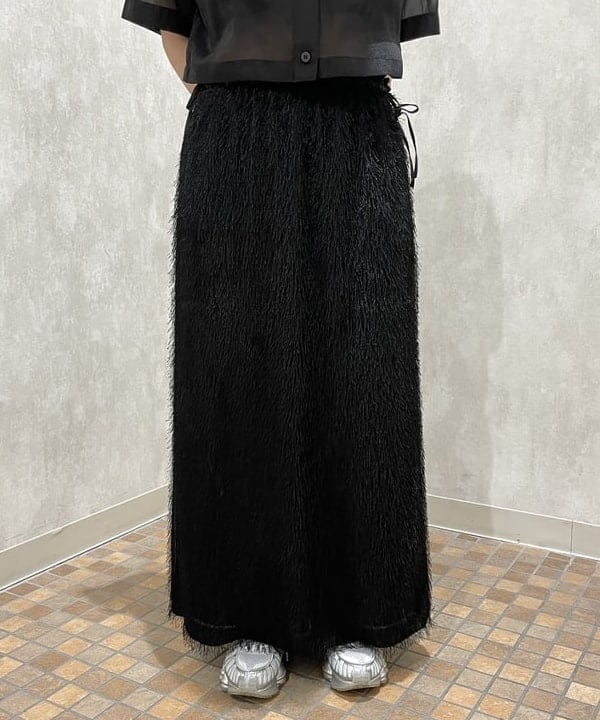 まゆちゃんさんの「BEAMS WOMEN｜フリンジ ファー タイトスカート」を使ったコーディネート