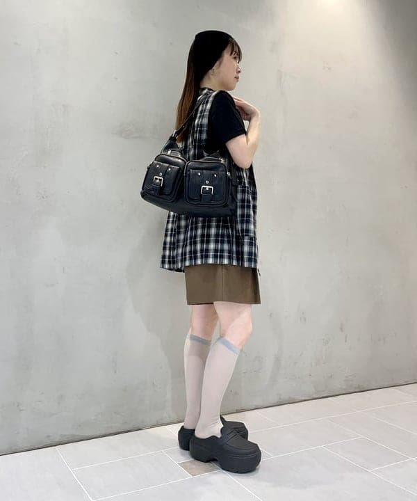 カタヤマ アヤさんの「BEAMS WOMEN｜シアー ハイソックス」を使ったコーディネート