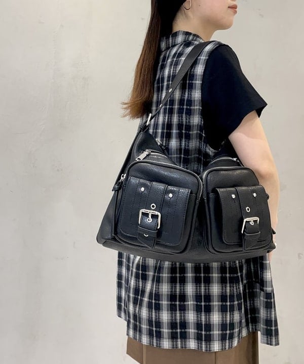 カタヤマ アヤさんの「BEAMS WOMEN｜シアー ハイソックス」を使ったコーディネート