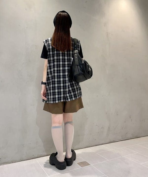 カタヤマ アヤさんの「BEAMS WOMEN｜シアー ハイソックス」を使ったコーディネート