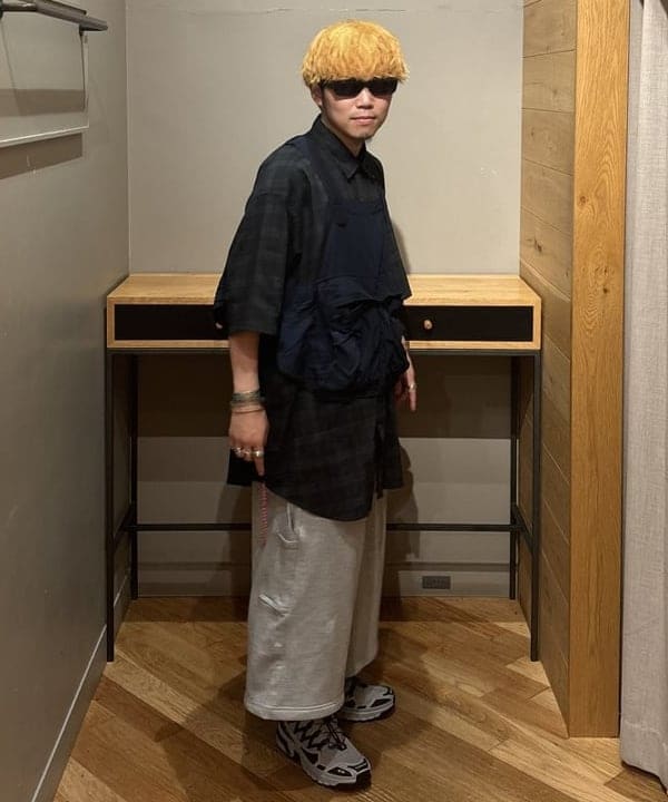 三宅 康平さんの「BEAMS WOMEN｜G-SHOCK / DW-5600UBB-1JF」を使ったコーディネート