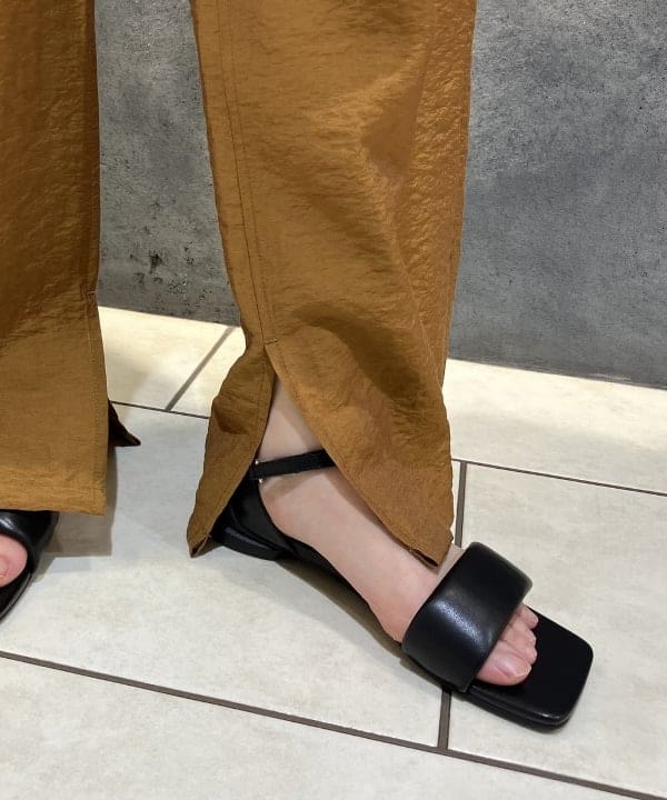 菜月さんの「BEAMS WOMEN｜SHISEI / MM PADDED サンダル」を使ったコーディネート