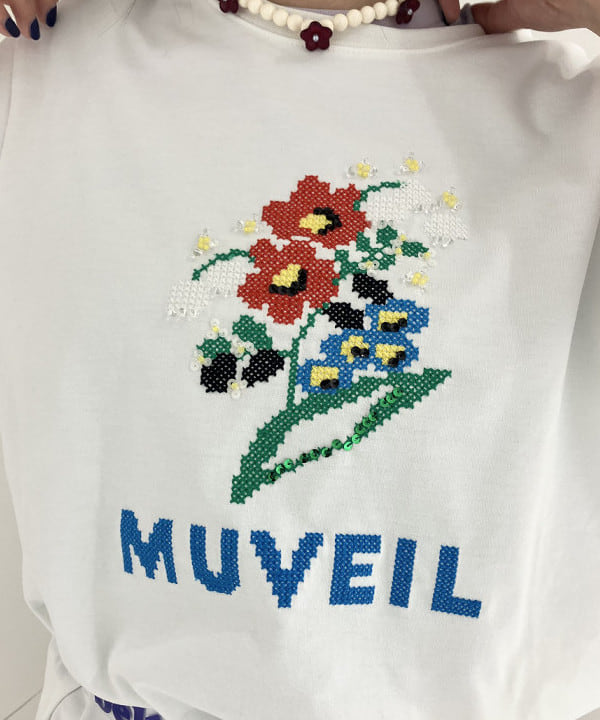 晶さんの「BEAMS WOMEN｜チェック プリーツ スカート」を使ったコーディネート