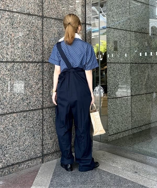 小原 もこさんの「BEAMS WOMEN｜ドット オープン カラー ショートスリーブ」を使ったコーディネート