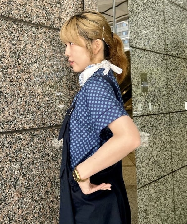 小原 もこさんの「BEAMS WOMEN｜ドット オープン カラー ショートスリーブ」を使ったコーディネート