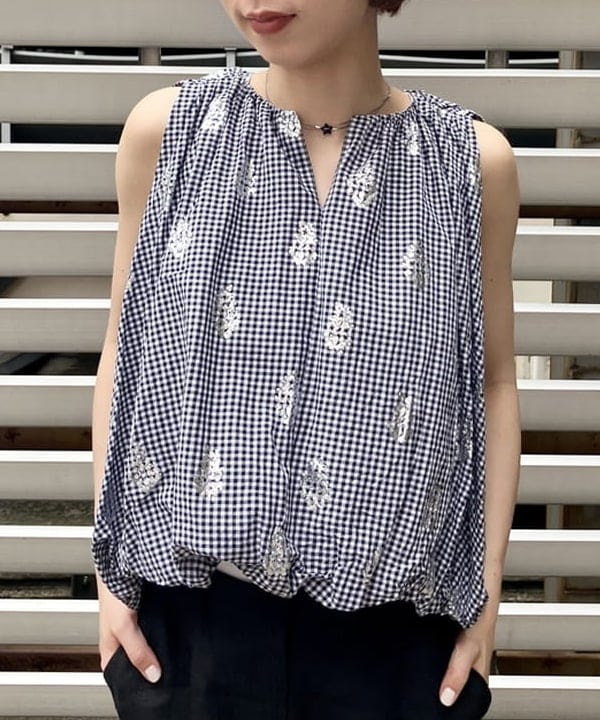 イナダさんの「BEAMS WOMEN｜GIANNI CHIARINI / メタリック ALIFA レザーショルダーバッグ S」を使ったコーディネート